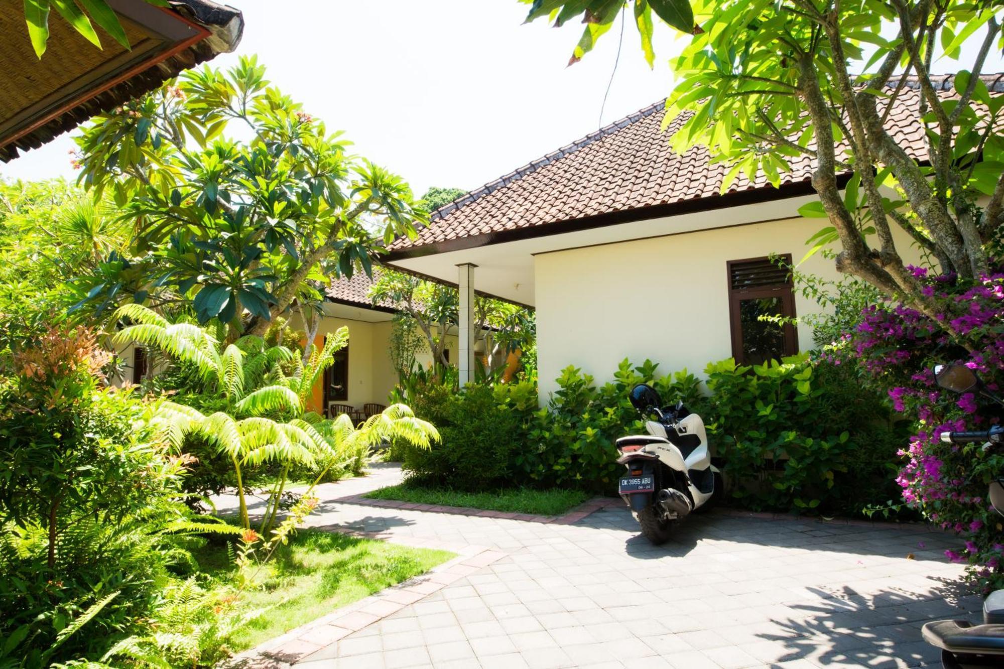 Manda * Sanur (Bali)